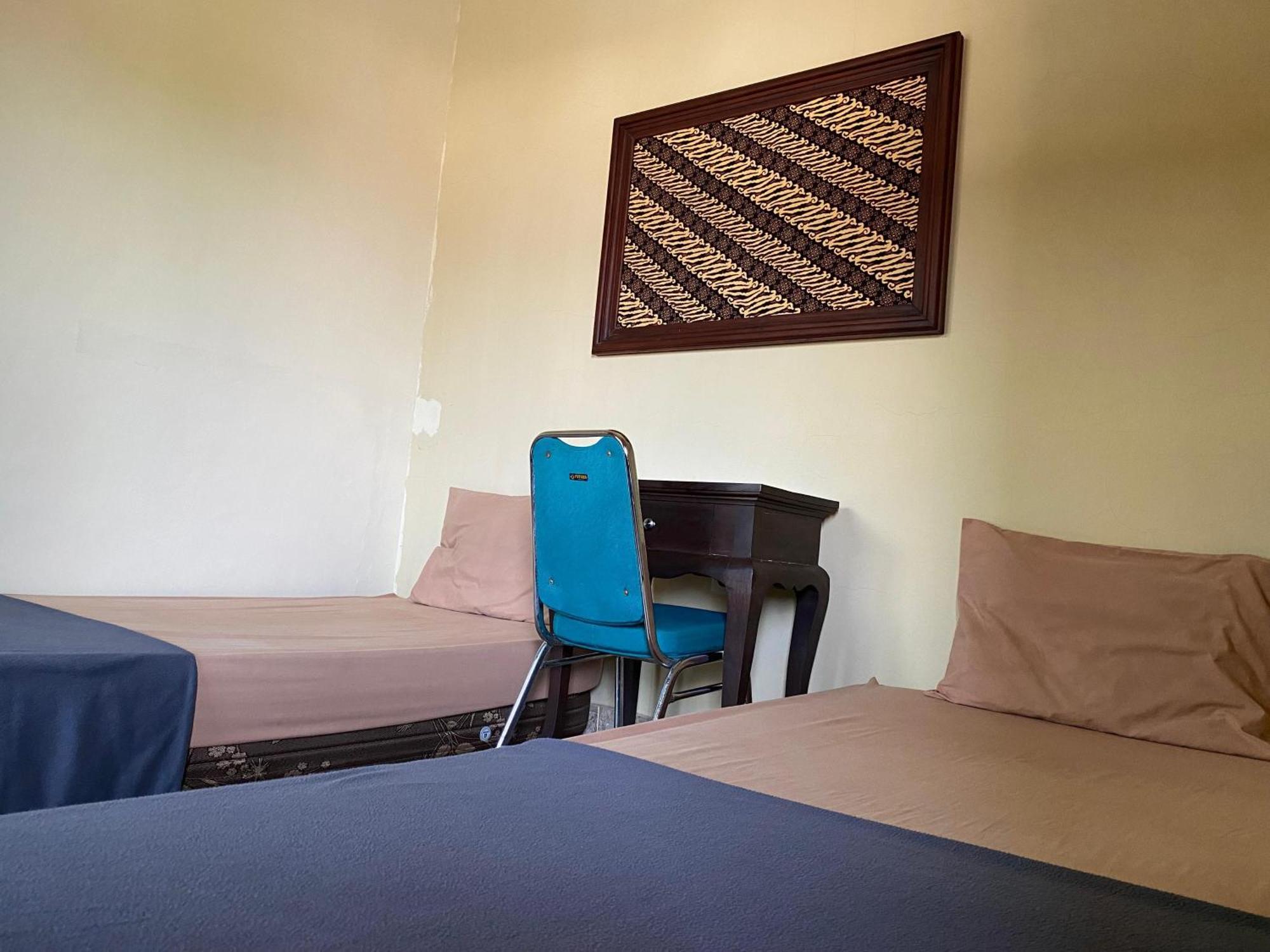 Хостел Good Feeling Banyuwangi Баньювангі Екстер'єр фото